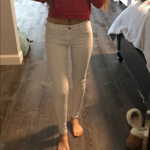 White AEO Jeans/jeggings!!!